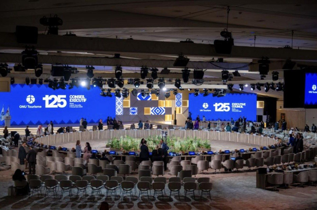Built · the 125th Executive Council, closing session